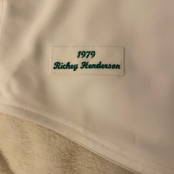 Excellent condition Oakland A’s Jersey - Picture 3 of 4